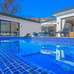 Ortac 4 Doga Icerisinde, Korunakli * Kaş