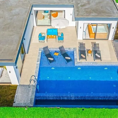 Ortac 4 Doga Icerisinde, Korunakli Kaş