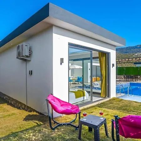 Villa Ortac 4 Doga Icerisinde, Korunakli