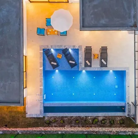 Ortac 4 Doga Icerisinde, Korunakli Vila