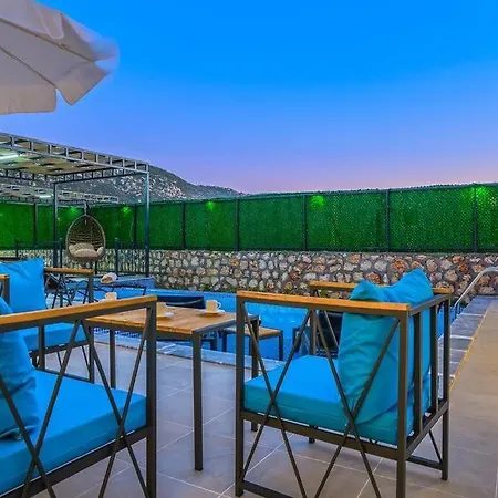 Ortac 4 Doga Icerisinde, Korunakli