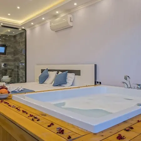 Ortac 4 Doga Icerisinde, Korunakli * Kaş