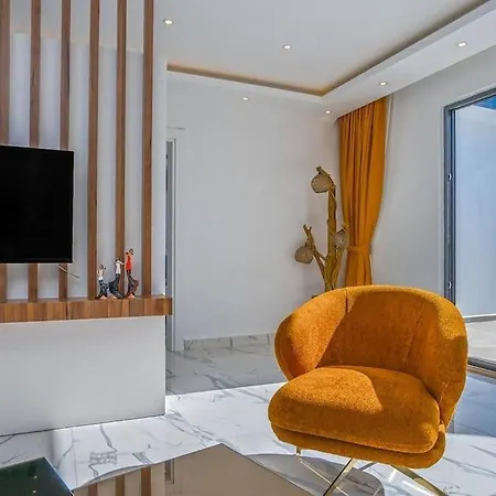 Vila Ortac 4 Doga Icerisinde, Korunakli Kaş