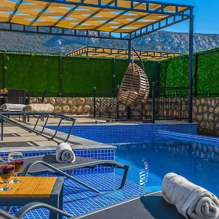 Ortac 4 Doga Icerisinde, Korunakli Vila