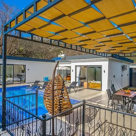 Ortac 4 Doga Icerisinde, Korunakli Kaş