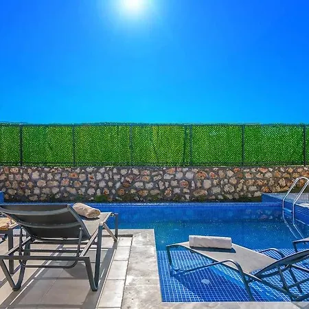 Vila Ortac 4 Doga Icerisinde, Korunakli *