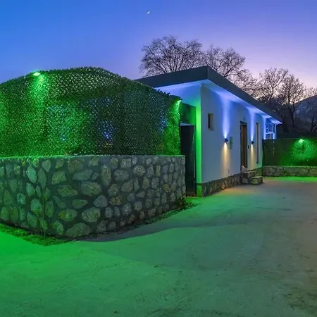 Ortac 4 Doga Icerisinde, Korunakli Villa *