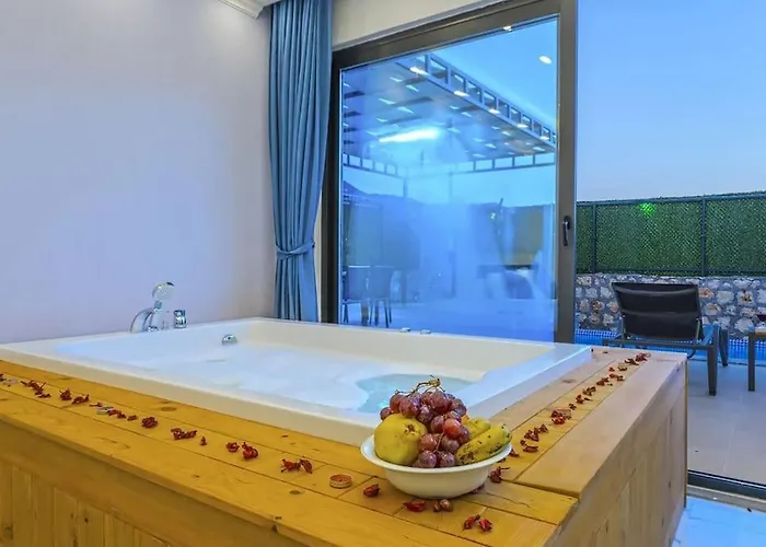 Ortac 4 Doga Icerisinde, Korunakli