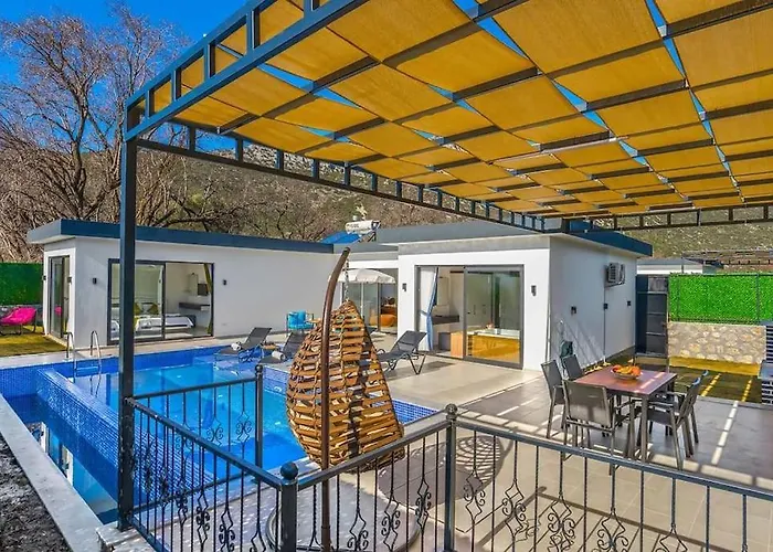 Ortac 4 Doga Icerisinde, Korunakli Kaş