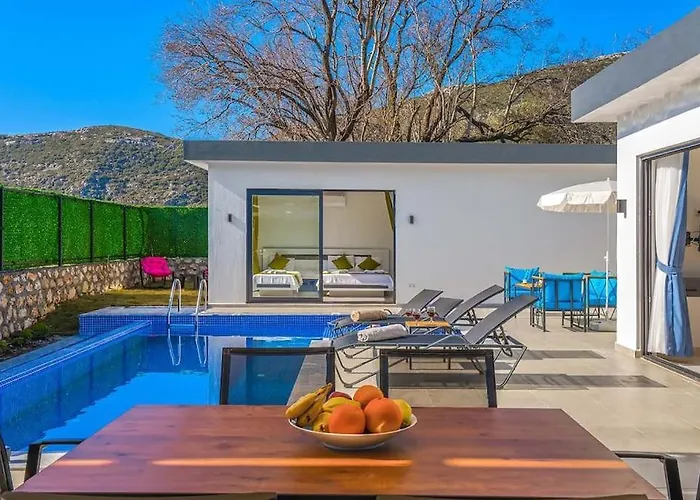 Ortac 4 Doga Icerisinde, Korunakli Kaş